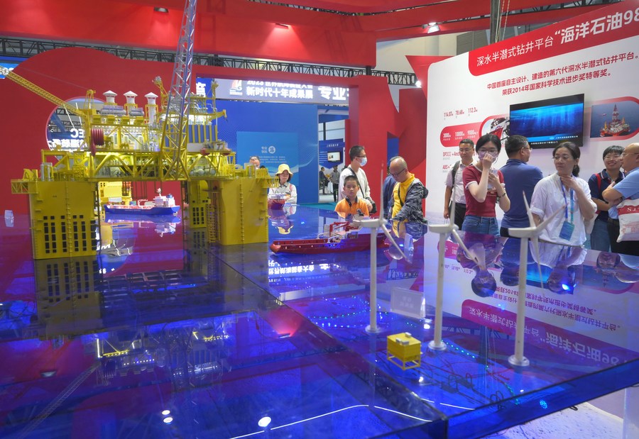 Marine equipment developed by China shines in World Marine Equipment Conference 2023