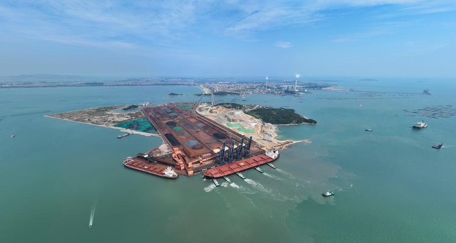 Fujian Province promotes construction and development of coastal ports