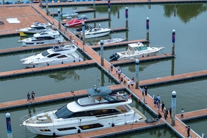Highlights of Yacht Show at China Marine Equipment Expo