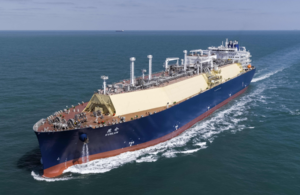 Chinese shipbuilding enterprise to build 18 ultra-large LNG transport ships for Qatar