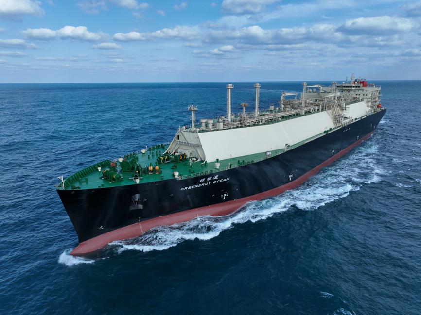 China takes step in becoming LNG carrier global leader