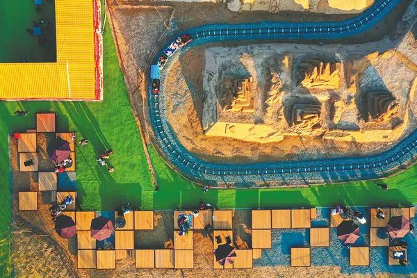 'Dry boat' helps keep tradition afloat
