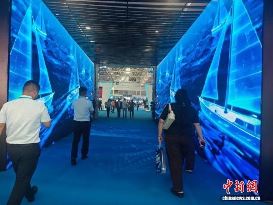 2026世界航海装备大会福州开幕 聚焦全球可持续海事创新 2026世界航海装备大会福州开幕 聚焦全球可持续海事创新