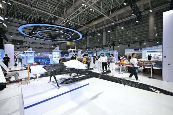 【2026,世界在此“展”新③】新技术、新装备竞相登场!在这里,读懂大海的秘密→ 【2026,世界在此“展”新③】新技术、新装备竞相登场!在这里,读懂大海的秘密→