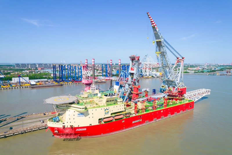 海洋作业再添重器 JSD6000深水起重铺管船顺利完工