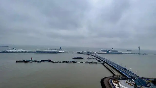 造一艘邮轮超55亿元回本难，上海为什么还要一艘艘造下去