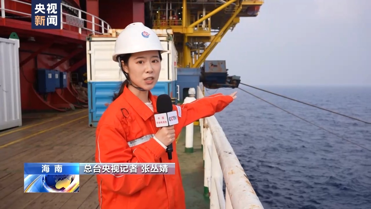 首屈一指的“大力士”！记者探访我国最大的海洋油气工程起重船