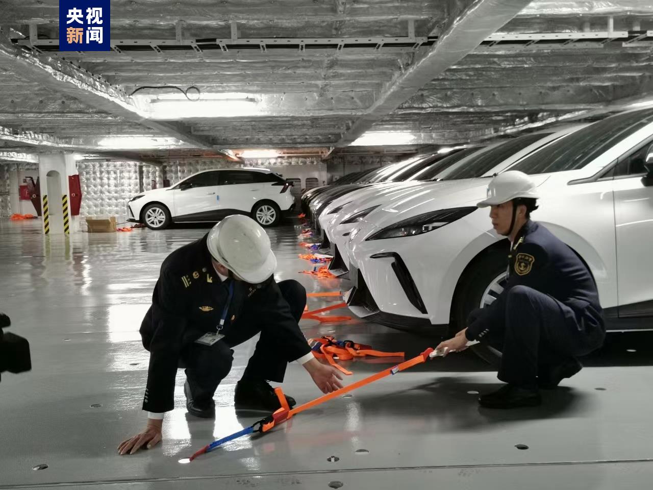 全球现役最大清洁能源滚装船从厦门首航欧洲