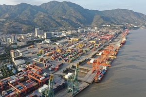 International Deep-Water Port Construction and Development Forum was held